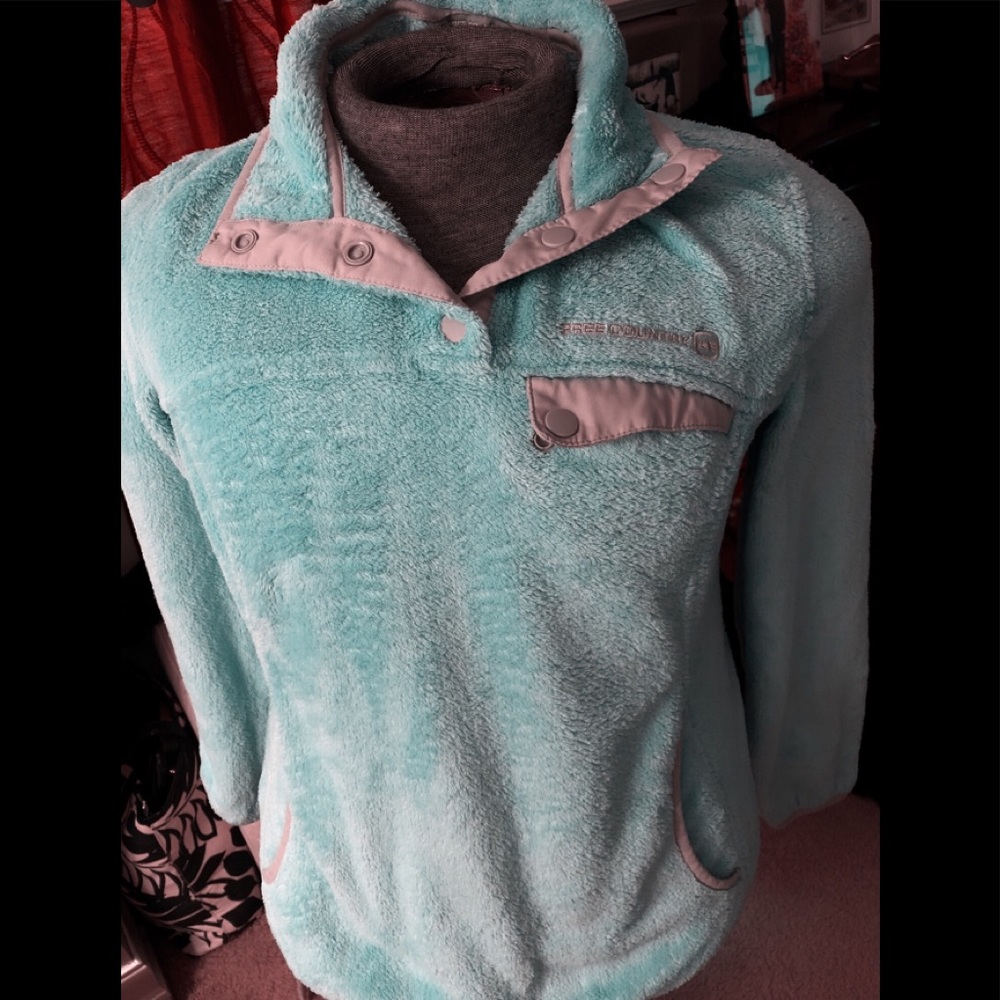 free country sweater for women size L,